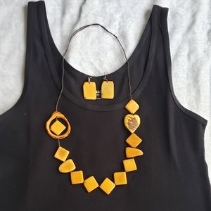 Tagua Necklace with earrings handmade